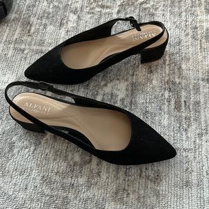 Alfani  faux suade step/flex sling back